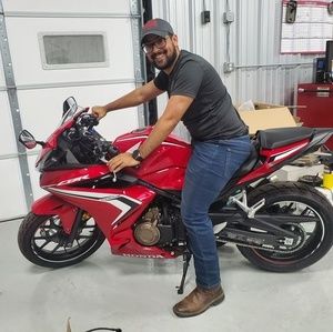 Meet your Posher, Christian